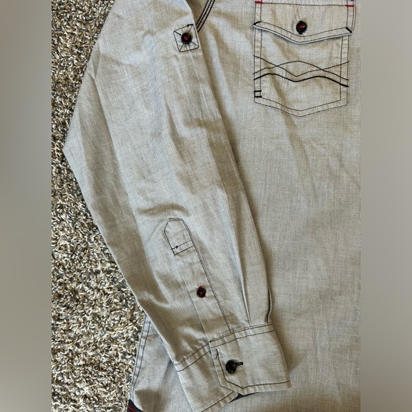 Tranquility and Mayhem Premium Threads in gray, black and red detail size XL - Picture 5 of 10